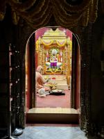 Abhisheka Seva by H.H. Swamiji